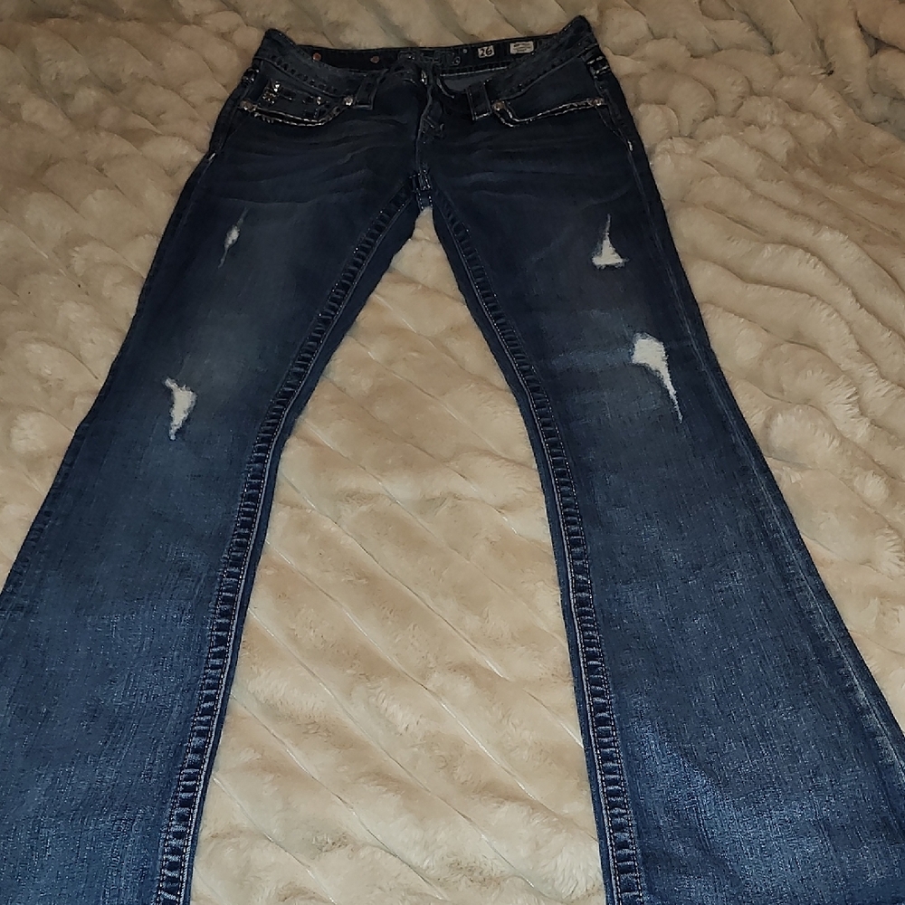 Stylish Blue Denim Jeans - Picture 3 of 5